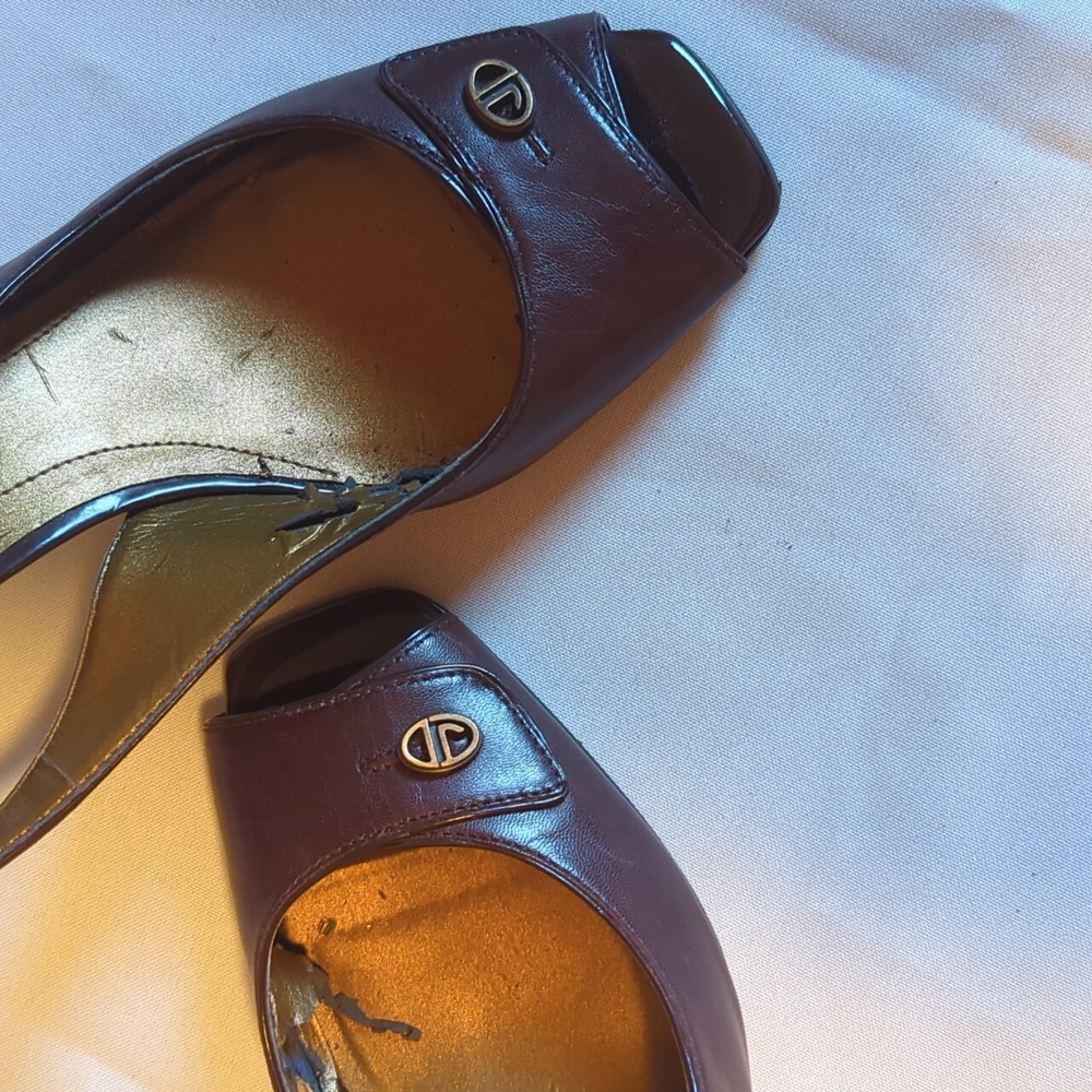 Vintage Square toe sling back heel shoes